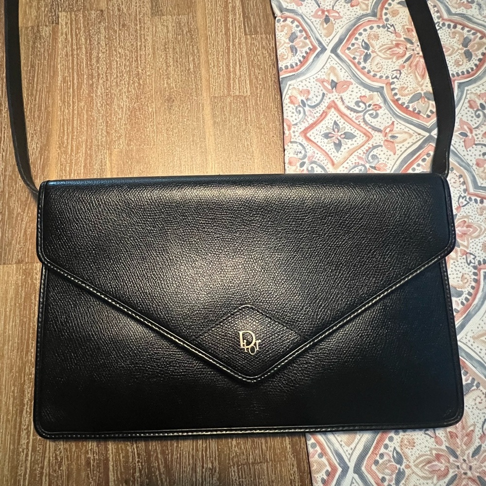 Vintage Dior Black Shoulder Bag with Sleek Design